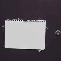 その情報、自宅の玄関に貼れますか？の写真