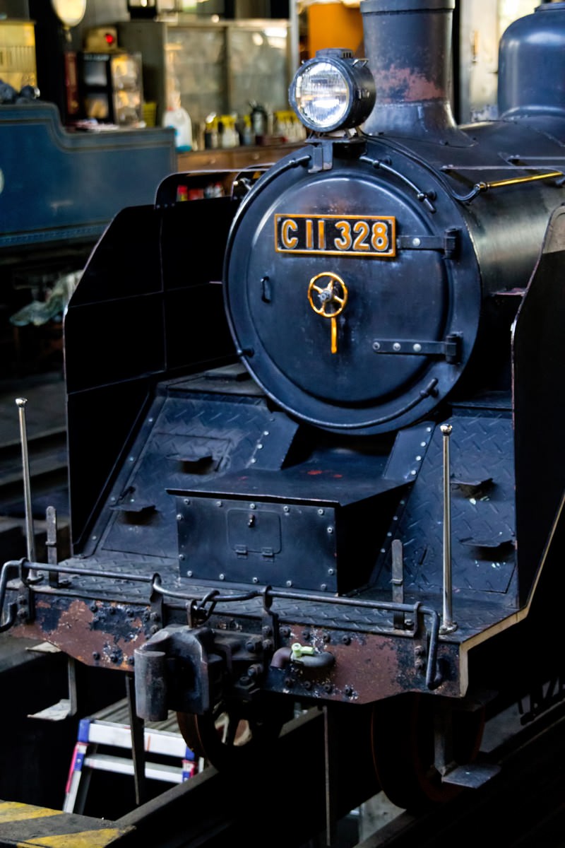 C11 328のSL蒸気機関車の正面