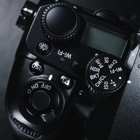 PENTAX K-1 MarkⅡの電子ダイヤル部と操作ボタンの写真