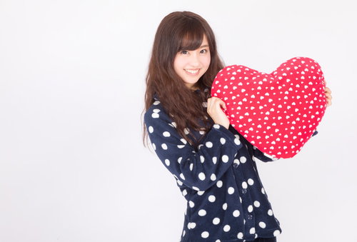 大好きなハートのクッション（パジャマ女子）