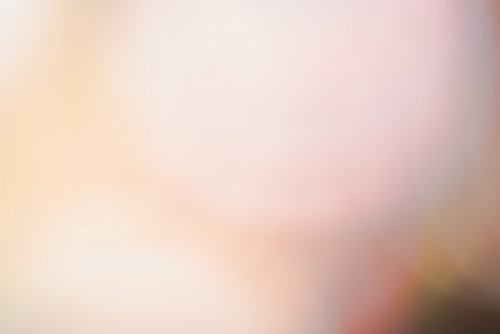 画面一面に滲む暖色の光 ボケ味のあるグラデーション