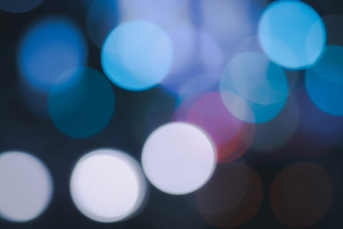 玉ボケの寒色系背景（夜の光）