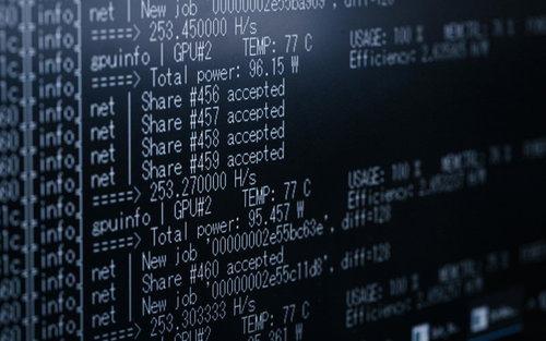 副業でビットコインマイニング中のパソコン画面