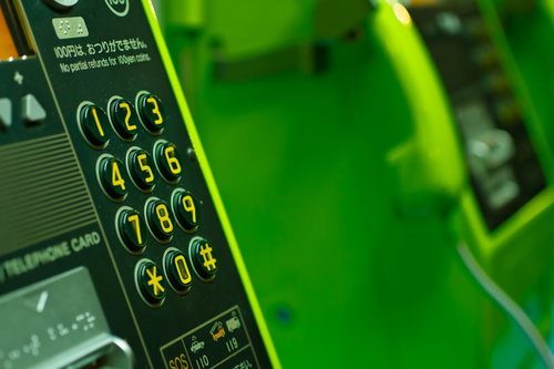 レトロな緑の公衆電話のテンキー