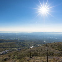那須ロープウェイから見る快晴の青空（那須岳）の写真