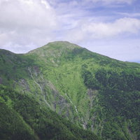聖岳方面から見る上河内岳の山岳風景 日本百名山の写真