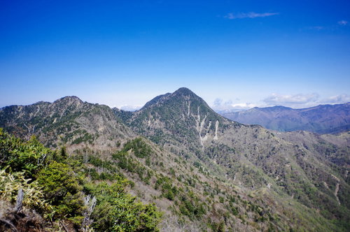 快晴の皇海山（すかいさん）