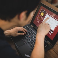 友人から送られてきたファイルを開いたらPCがロックしたの写真