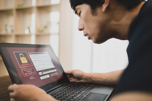 友人から送られてきたファイルを開いたらPCがランサムウェアでロックした