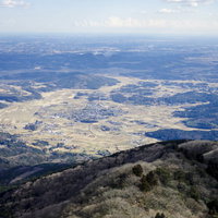 筑波山の山頂から見る麓の関東平野の景色と雲海の写真
