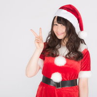 あと2日でクリスマス！女性サンタがカウントダウン！の写真