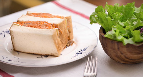 朝食にぴったり！ 食パンにサンドしたにんじんマリネ