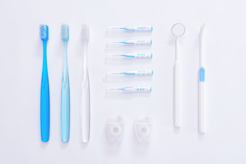 デンタルケア用品のセット内容と歯ブラシ・歯間ブラシ