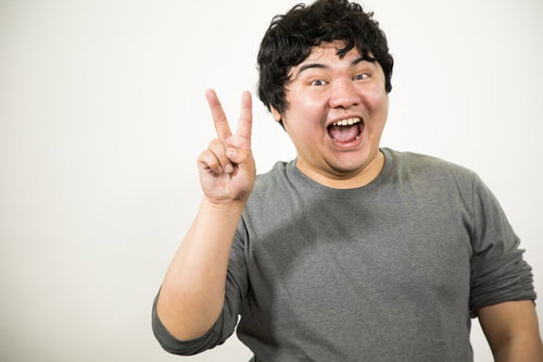 イエーイみんな見てるー？