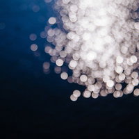 夜の光のボケ・希望と不安の写真