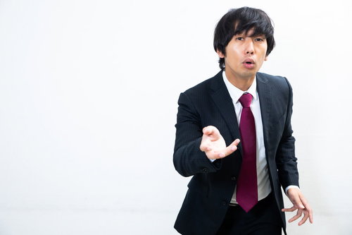 何度も提案してくるプレゼン男性の熱弁と力説