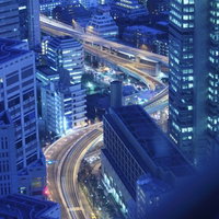 一歩先には東京の高層夜景の写真