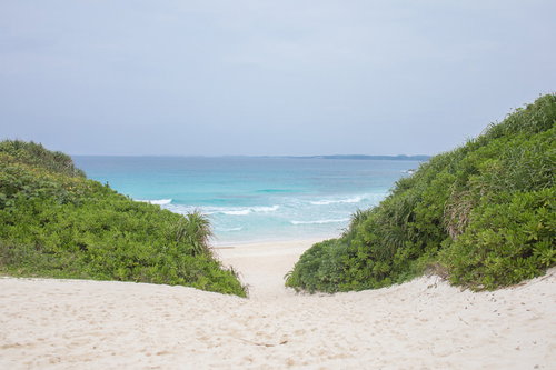 宮古島随一の人気観光スポット「砂山ビーチ」