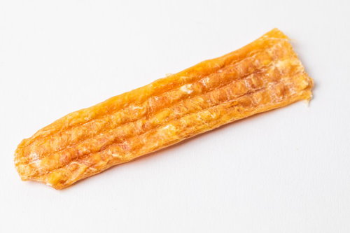 犬の大好物、オレンジ色の犬用鳥ジャーキー
