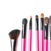 ピンク色の柄のメイクアップブラシセット筆比較の写真