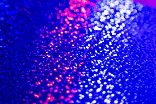 青とピンクのカラフルなボケ光エフェクト