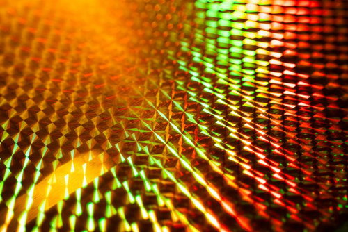 ホログラムシートに反射する光