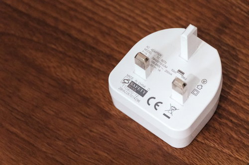 香港・英国・台湾の電源プラグとコンセント