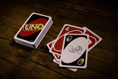 全員のカードを集めて再分配する「シャッフルワイルド」