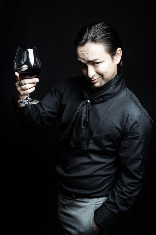 数百万円の有料リンクを販売し、勝利の美酒に酔う悪徳マーケティング業者