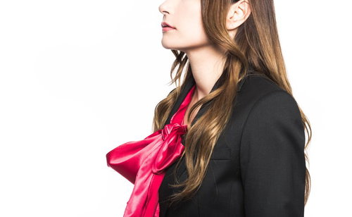 「なぜ、この記事は人気エントリに入らなかったのかしら・・・」と遠い目をする女性