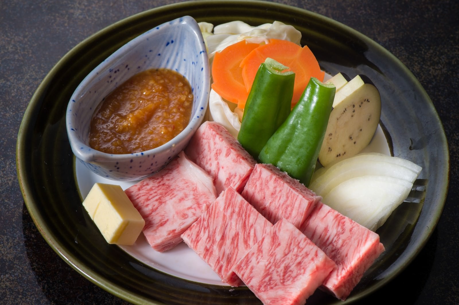 飛騨牛サーロインステーキと味噌だれ