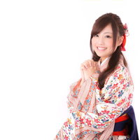 おねだり振袖美女 成人式の着物姿で両手を合わせるポーズの写真