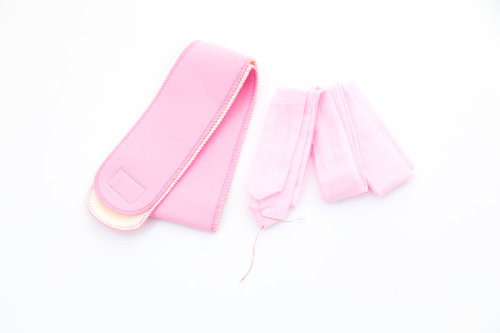 ピンク色の伊達締めと腰紐の着付け小物セット