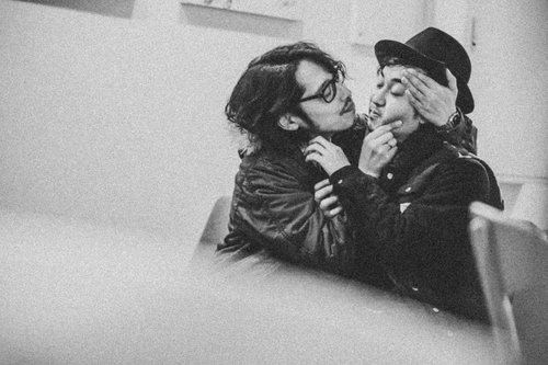 泥酔して彼女とクライアントを間違えるプロデューサー