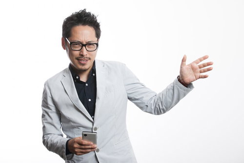 「これまでの○○とは違います！」と勢いで売ろうとする販売員