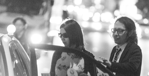 タクシーでお持ち帰りの瞬間