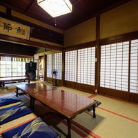 懐かしさを感じる古民家の障子のある和室、千葉県一宮町の写真