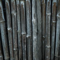 年季を感じる竹垣のテクスチャーの写真