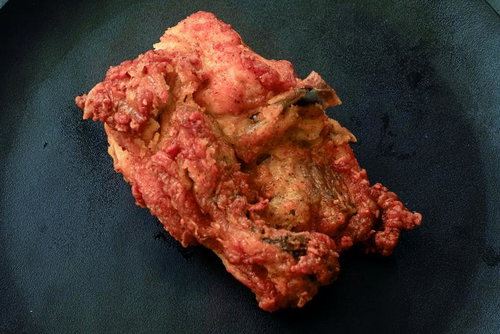 ジューシーな鶏の唐揚げ