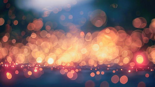 闇と光源が織りなす玉ボケの夜景風コントラスト