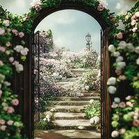 花に囲まれた妖精の国へのゲート 石造りアーチの神秘的な入口の写真