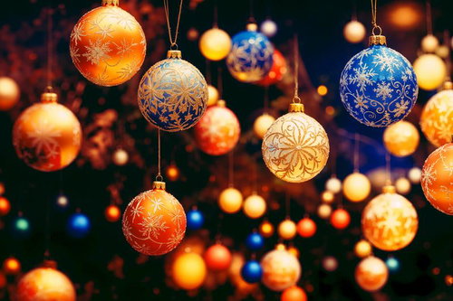 ライトアップされたクリスマスのデコレーションボール