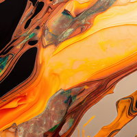 暖色インクの流動マーブル模様 オレンジ黄色と深紅茶色の抽象テクスチャーの写真