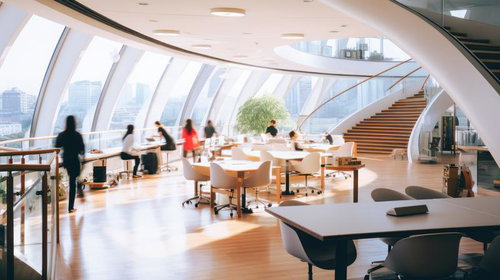 オフィスビルの高層ラウンジで進化するデスクワーク