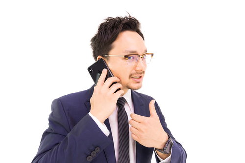 取引先との電話商談がうまくいったマーケター