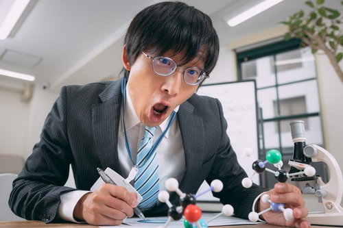 「閃いたぁ！」と発狂しながら開発する会社員