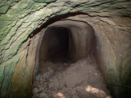 第１中隊壕の通路