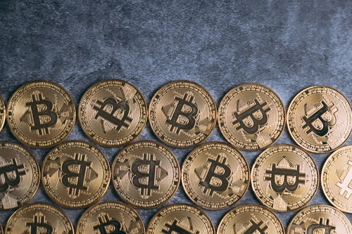現物ビットコインの金貨|暗号資産投資