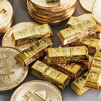 ビットコインとゴールドバーの投資資産ポートフォリオの写真