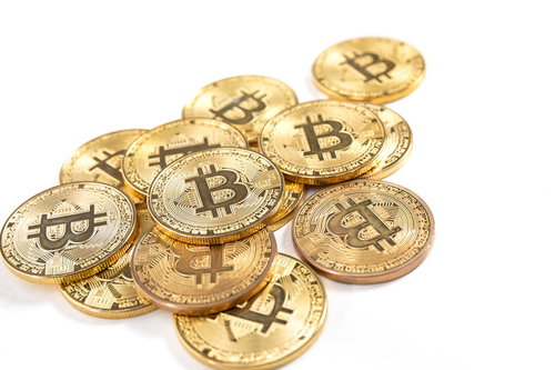 ビットコイン（デジタルゴールド）のコイン山積み